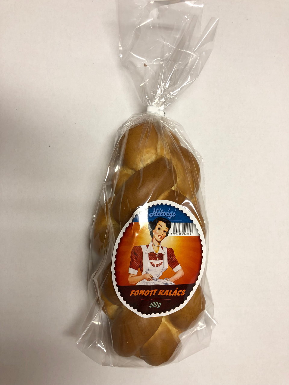 F&R PARTNER KFT Hétvégi Fonott Kalács 400 g